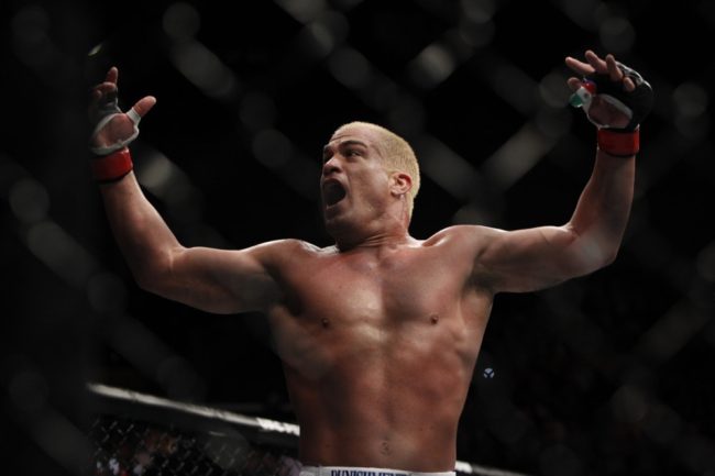 TitoOrtiz_UFC132_celebration