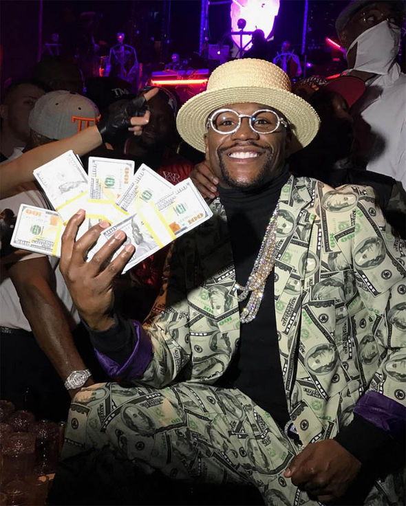floyd-mayweather-net-worth-how-much-boxer-money-conor-mcgregor-fight-970319